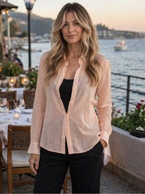 LADIES THEORY VINTAGE LIGHT PINK SHEER COTTON LONG SLEEVE BUTTON-DOWN - S